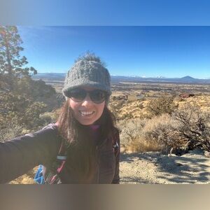 Meet your Posher, Mara